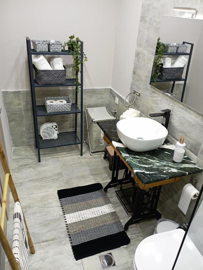 Stonehouse & Casa Al Sole E Al Mare Villa Néa Róda Kültér fotó