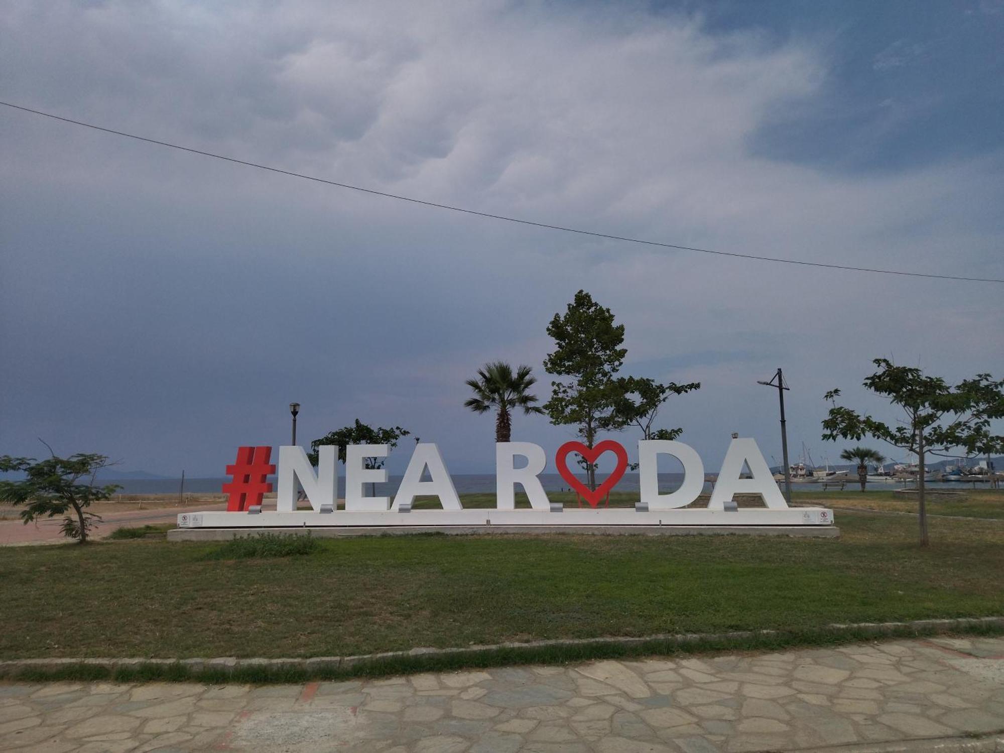 Stonehouse & Casa Al Sole E Al Mare Villa Néa Róda Kültér fotó